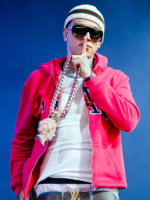 Central-Cee-Coachella-Cap-Zip-Up-Hoodie-Red.webp