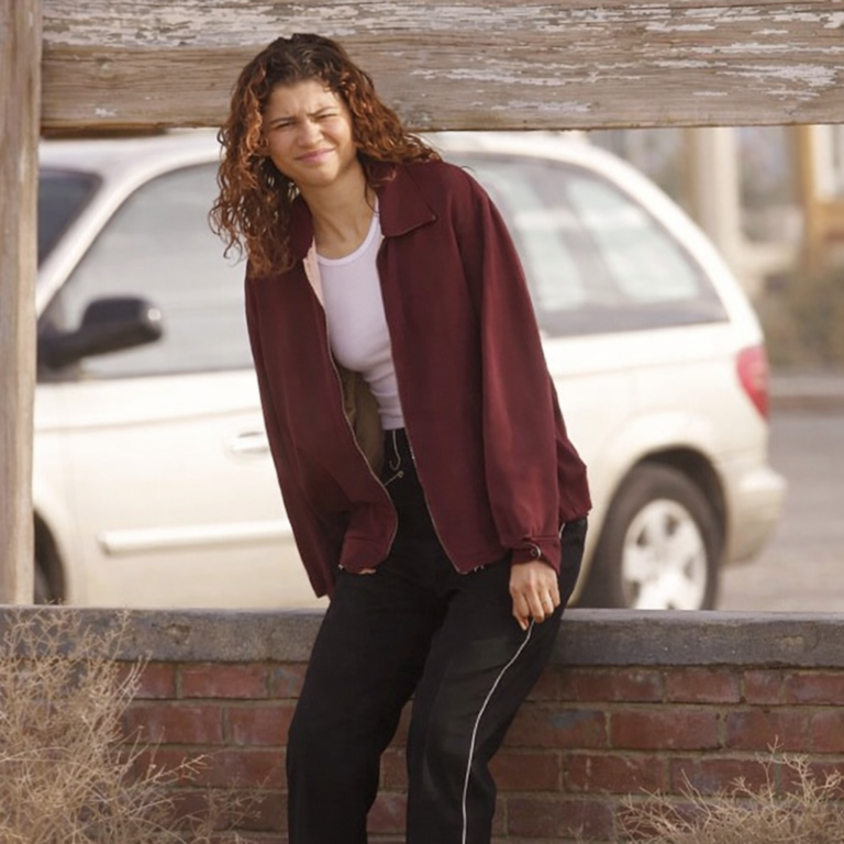 Euphoria-S03-Rue-Bennett-Maroon-Jacket.webp