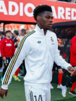 Real-Madrid-2526-Adidas-White-Track-Jacket.webp