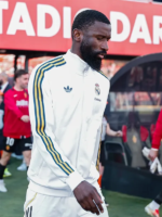 Real-Madrid-White-Track-Jacket-Adidas-25-26.webp