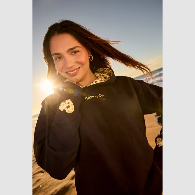 Recreation – Women’s Special Sunny Dé Summer Harvest Blue Hoodie Pullover