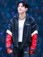 BTS-Arirang-World-Tour-Stanford-Jungkook-sLeather-Jacket-570x760