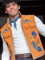Descendants-Wicked-Wonderland-Luis-Madrigal-Orange-Vest-510x680