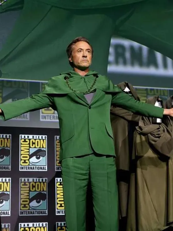 Victor-von-Doom-Avengers-Doomsday-Green-Suit-View-Look Victor-von-Doom-Avengers-Doomsday-Green-Suit-View-Look