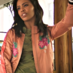 Zoeys-Extraordinary-Playlist-S01-Singing-Woman-Tropical-Jacket.webp