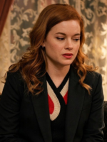 Zoeys-Extraordinary-Playlist-S02-Jane-Levy-Knitted-Top.webp