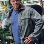 Alan-Ritchson-Runner-Reacher-2026-Grey-Shacket