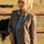 Kelly-Reilly-TV-Series-Dutton-Ranch-Season-1-2026-Beth-Dutton-Brown-Check-Single-Breasted-Blazers-570x760