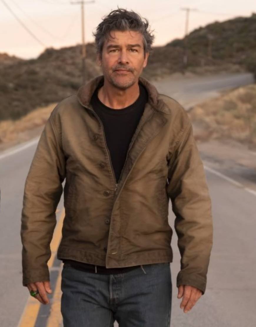 Lanterns-S01-Kyle-Chandler-Brown-Bomber-Jacket-3 Lanterns-S01-Kyle-Chandler-Brown-Bomber-Jacket-3