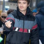 TV-Show-Good-Morning-America-Joe-Keery-Jacket-in-Multicolor-510x680