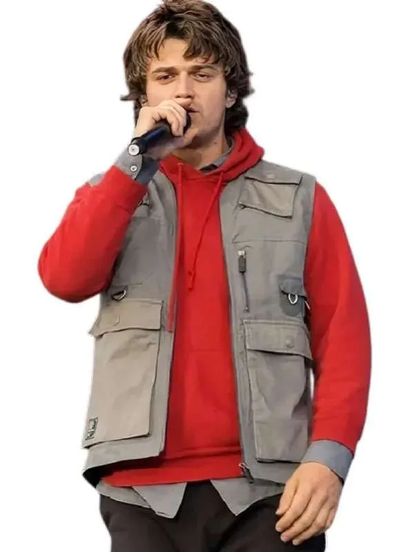 2026-Joe-Keery-Outside-Land-Concert-Grey-Vest