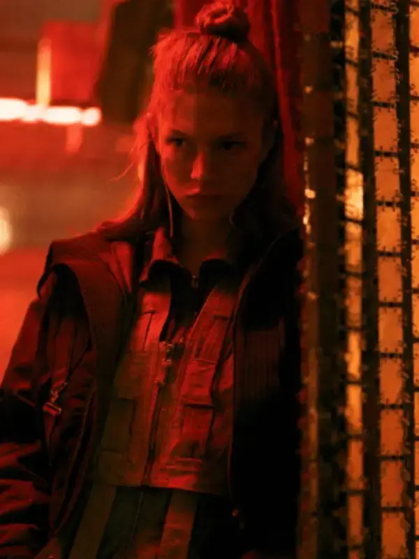 Blade-Runner-2099-Hunter-Schafer-Cropped-Jacket-Front-View Blade-Runner-2099-Hunter-Schafer-Cropped-Jacket-Front-View