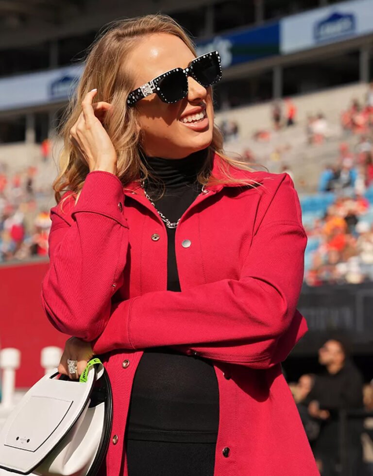 Brittany-Mahomes-Cheifs-Red-Jacket