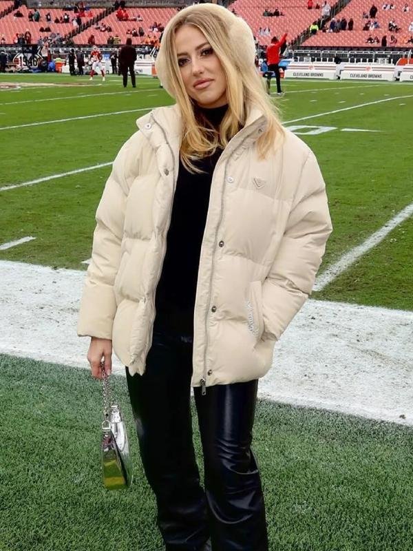 Brittany-Mahomes-Chiefs-Puffer-Jacket Brittany-Mahomes-Chiefs-Puffer-Jacket
