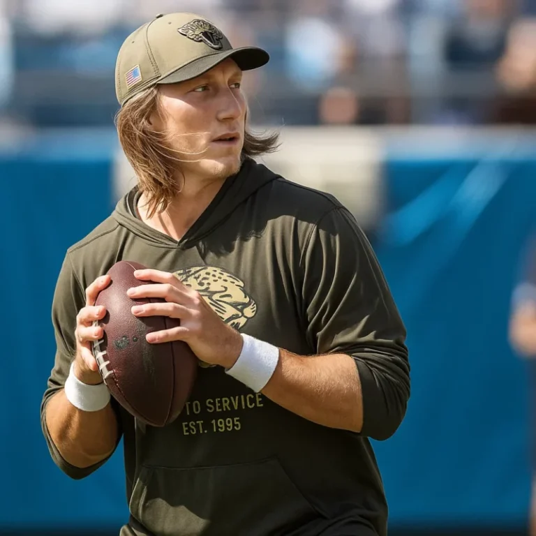 Jacksonville-Jaguars-Salute-to-Service-2025-Trevor-Lawrence-Green-Hoodie-800x800