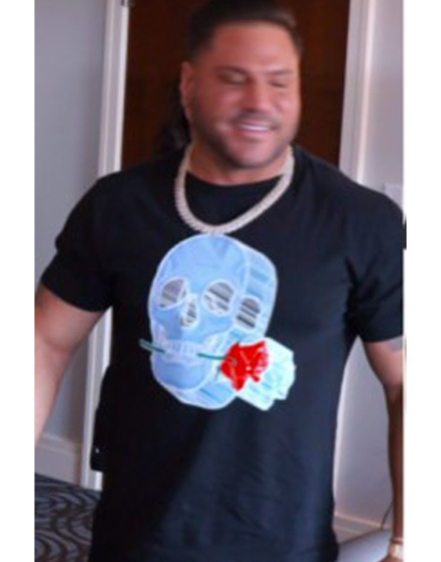 Jersey-Shore-Family-Vacation-S08-Ronnie-Ortiz-Magro-Skull-Rose-T-Shirt Jersey-Shore-Family-Vacation-S08-Ronnie-Ortiz-Magro-Skull-Rose-T-Shirt