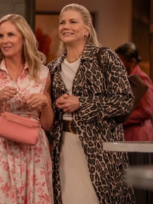 Kristen-Johnston-Laenne-Leopard-Print-Trench-Coat-510x680