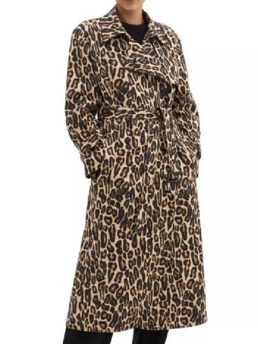 Kristen-Johnston-Laenne-Season-2-Leopard-Print-Trench-Coat-510x680
