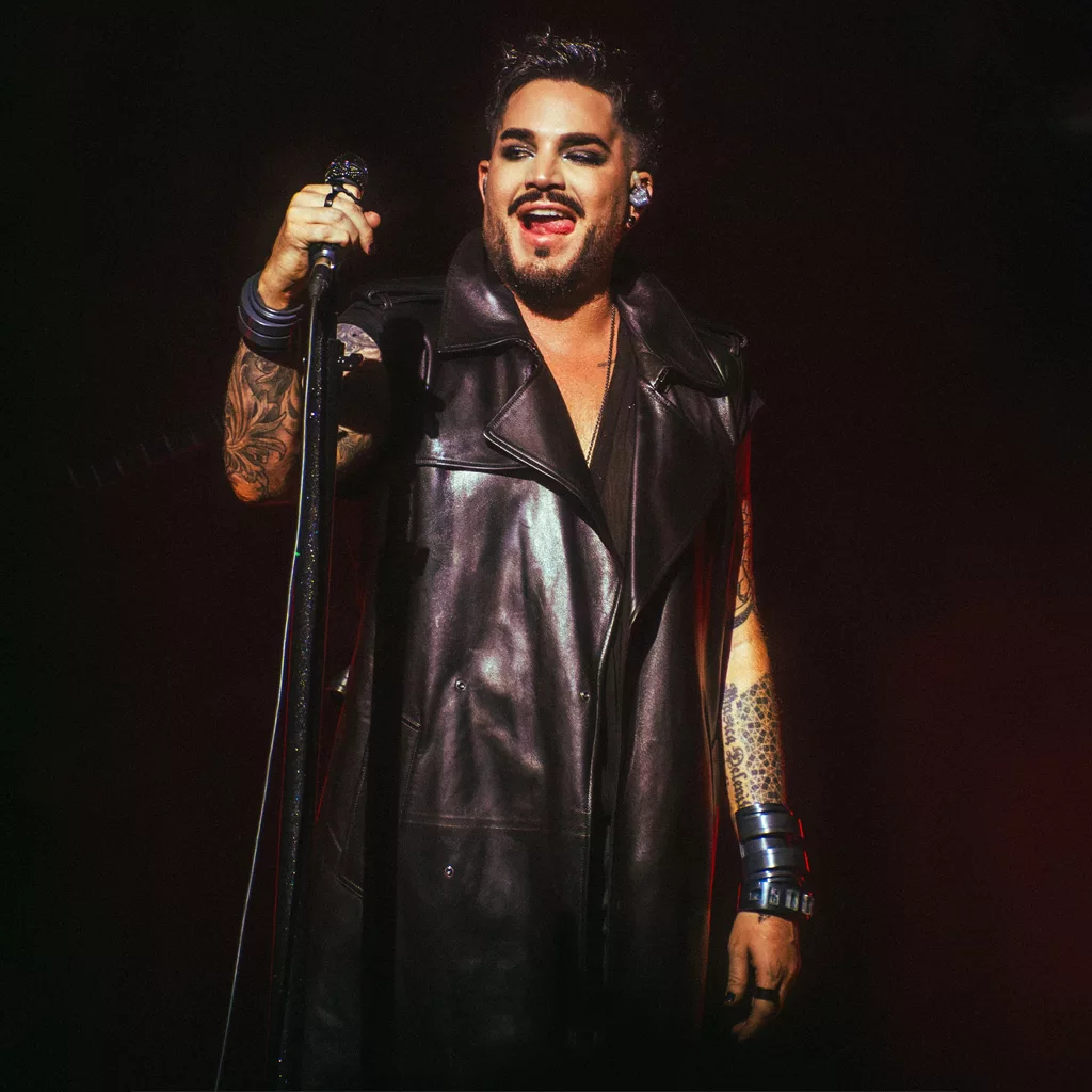 Roundhouse-Show-London-Long-Coat (1) Roundhouse-Show-London-Long-Coat (1)