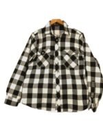 Beetlejuice-Beetlejuice-Michael-Keaton-Checkered-Plaid-Shirt-510x680