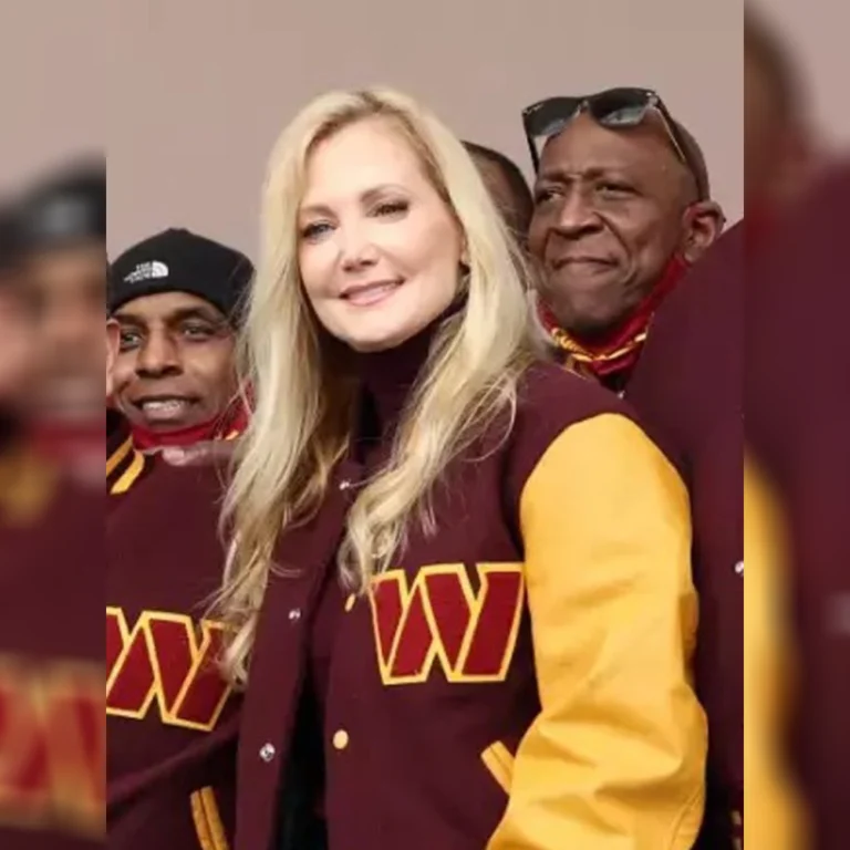 Football-Club-Washington-Commanders-Varsity-Women-Jacket (1)