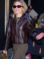 Kristen-Bell-Nobody-Wants-2026-Event-Brown-Leather-Jacket (2)