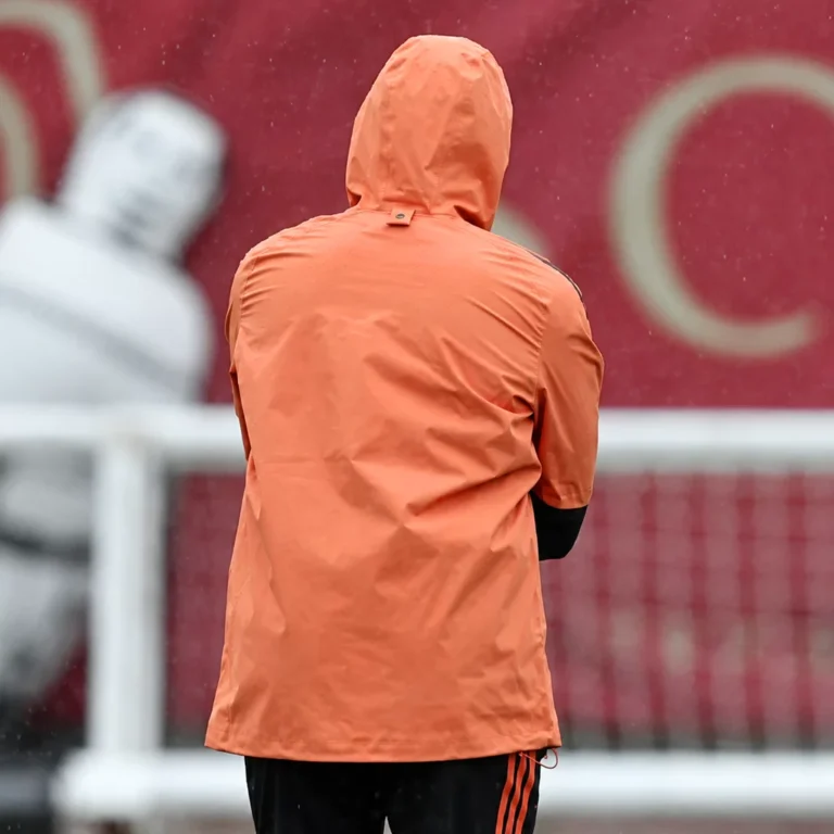 UEFA-Champions-2026-Mikel-Arteta-Jacket-b